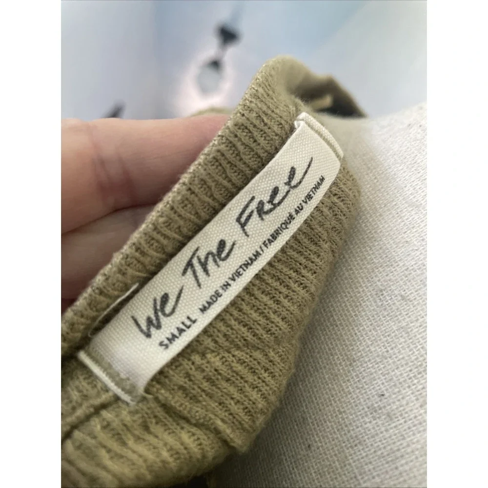 Free People Snowy Thermal Waffle Knit Thumbholes Tunic Top Olive Green Size S
